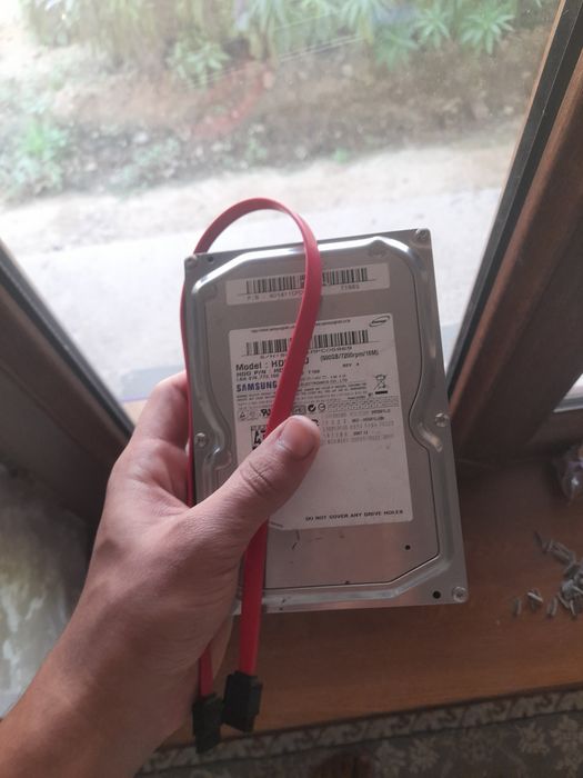 HDD hard disk 500GB Srochna sotiladi