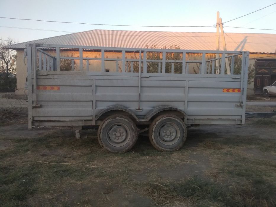 Прицеп сотилади.