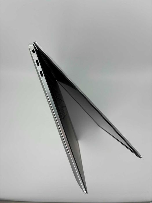 Laptop REFURBISHED Dell XPS 15 9530 I7 13700H/Arc 370M 4GB/16GB DDR5/512GB SSD/FHD+
