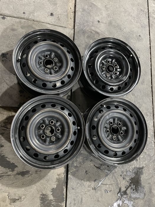 Продам диски от тайота авенсис и каролла р15 штамп