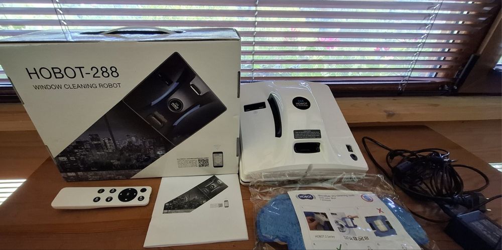 Робот за прозорци HOBOT 268