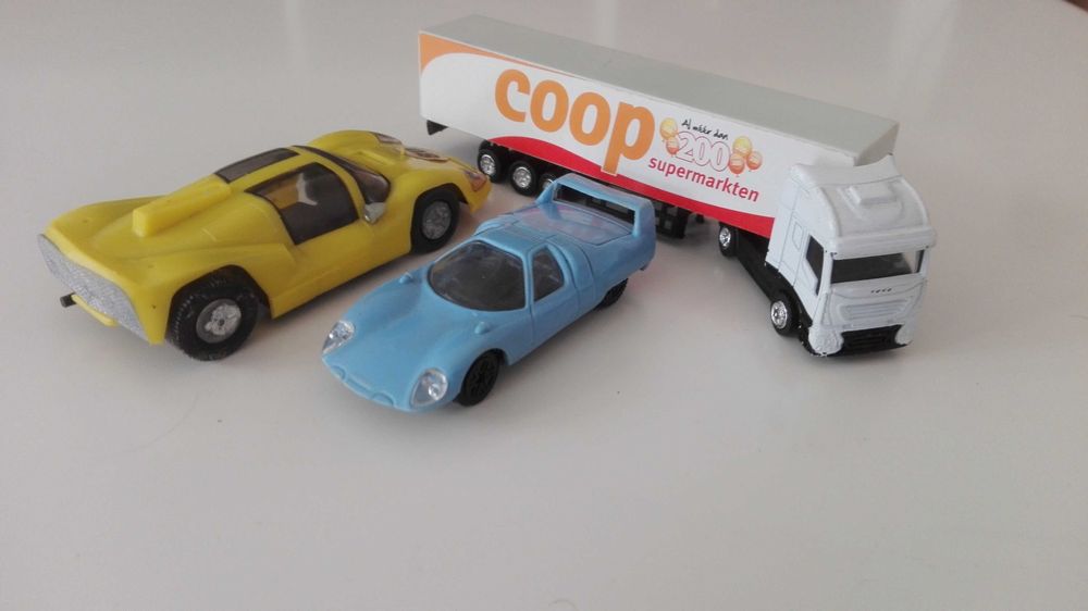 Джип голям Dickie, стара количка от соц време и 2 бр. малки камиончета