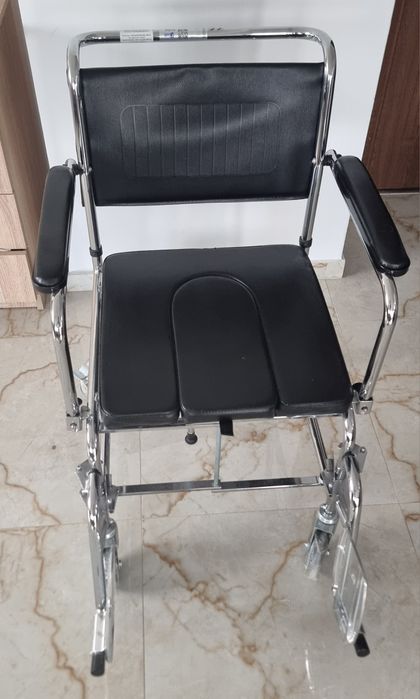 Scaun cu rotile, cadru de mers, baston ortopedic cu 3 picioare