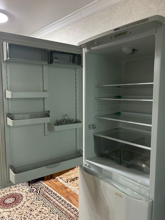 Продам холодильник