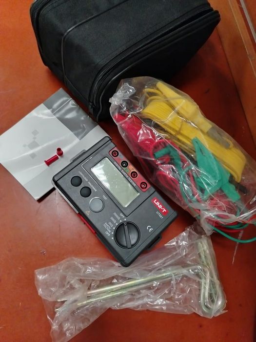 UNI-T мультиметр UT521 цифровой