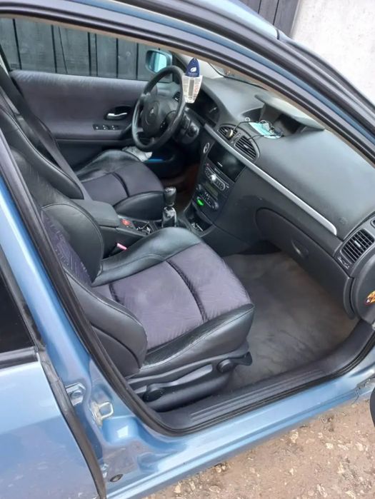 RENAULT Laguna