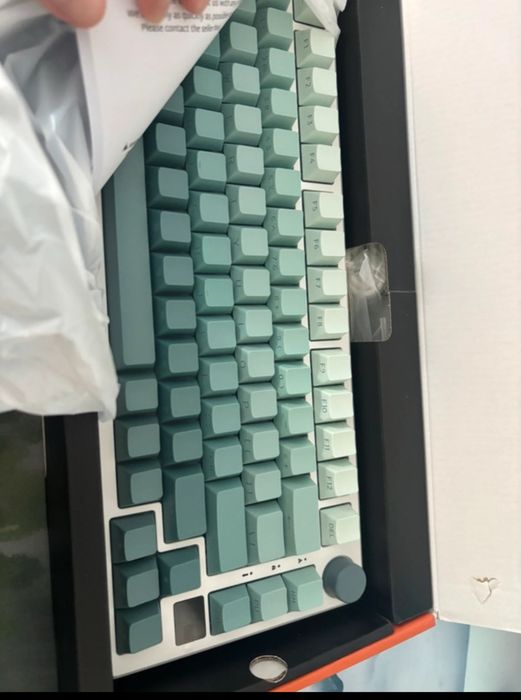 Royal Kludge M75