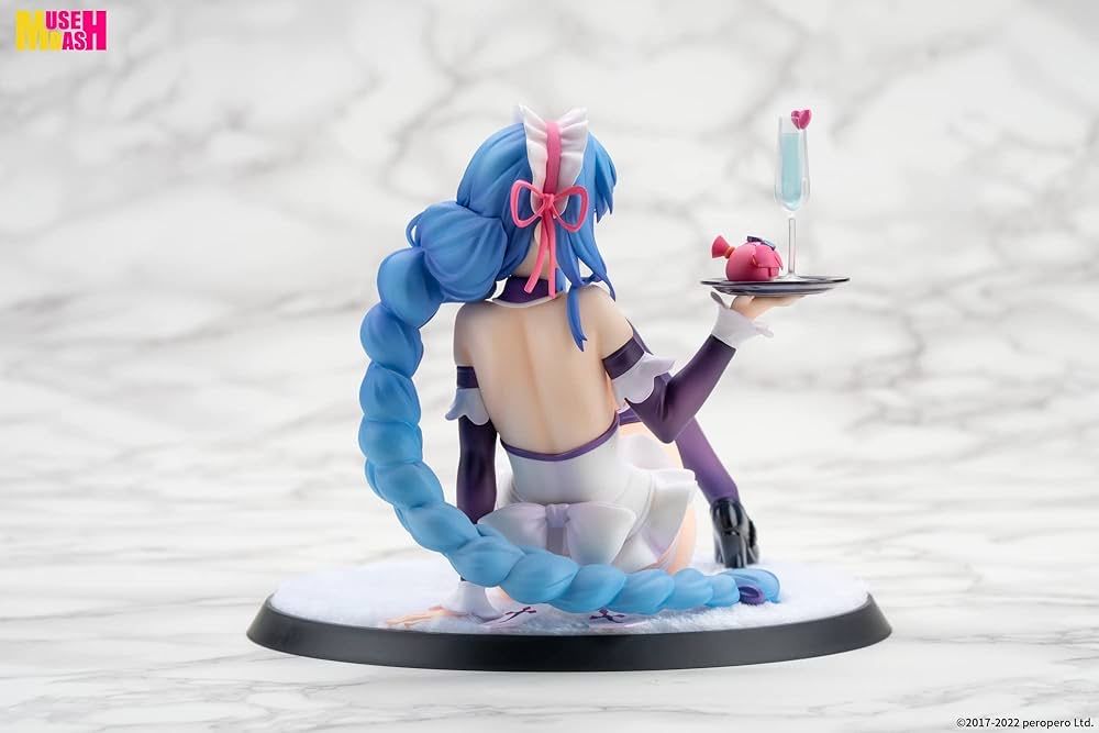 Figurina Marja Maid Ver