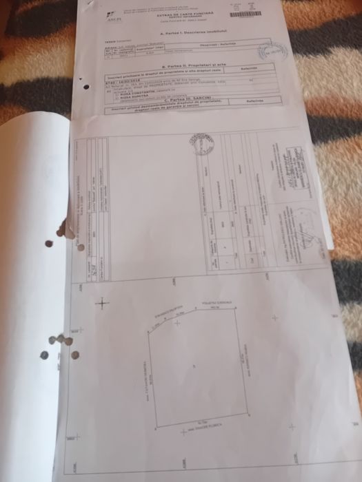 Vand mai multe terenuri grupate in3 loturi adunate fac 60000mp