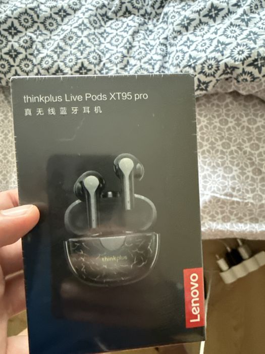 Безжични слушалки Lenovo