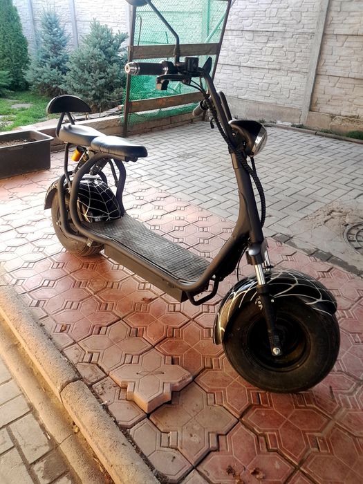 Продам электросамокат.