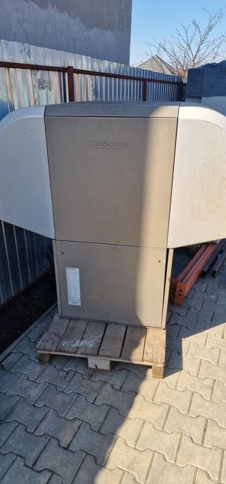 Vând pompe de căldură aer-apă Buderus, Viessmann, Mitsubishi Electric,