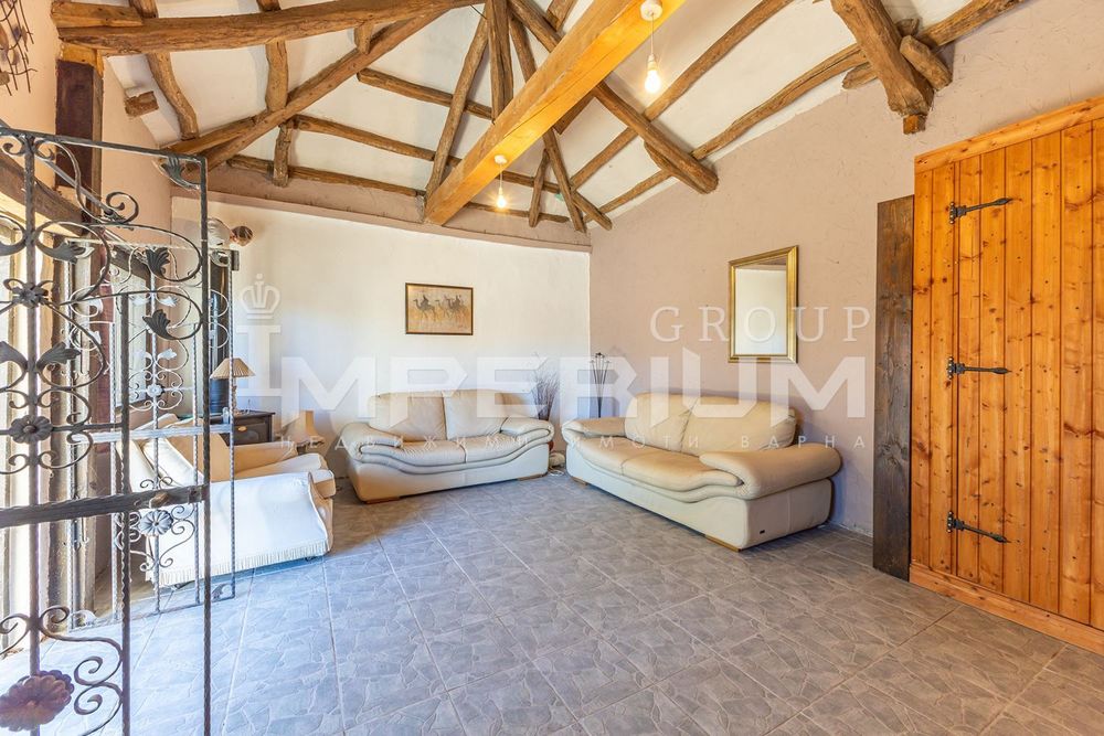 Продава се Къща в с. Изгрев, Област Варна - 220 кв.м за 796 €/кв.м - Снимка #10