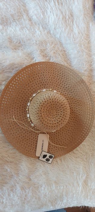 Лятна шапка LC Waikiki