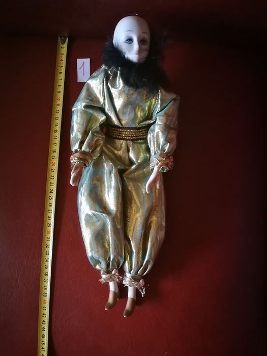 Vand clauni de decor
