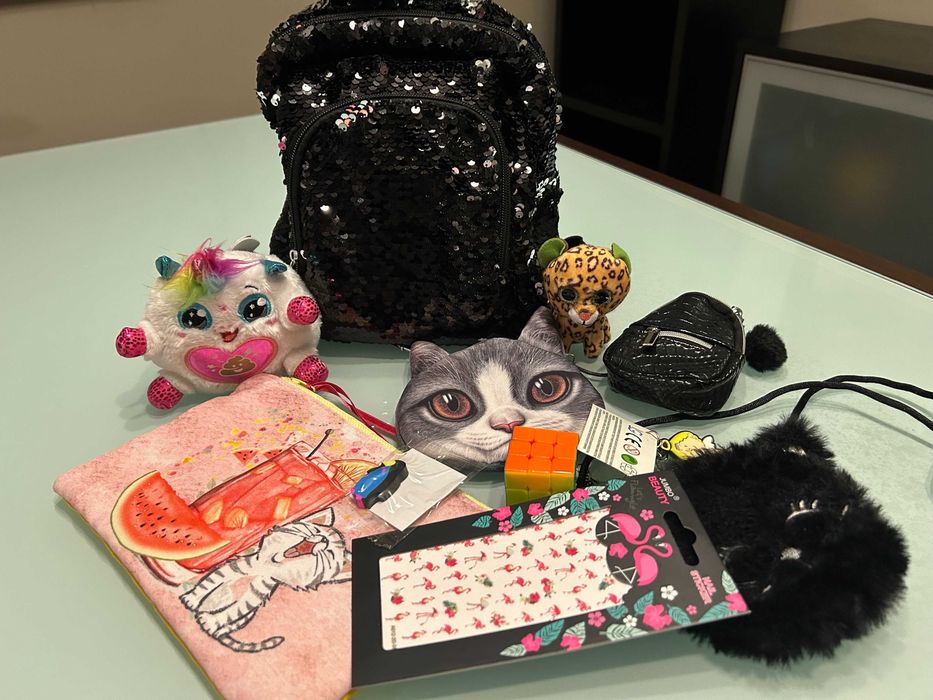 Куп момичешки аксесоари