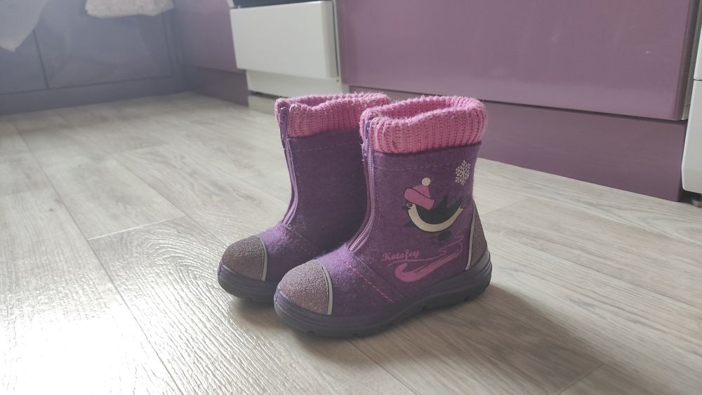 Продам российские валенки