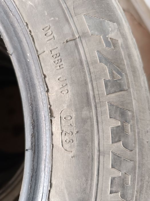 215/60/16 комплект шины