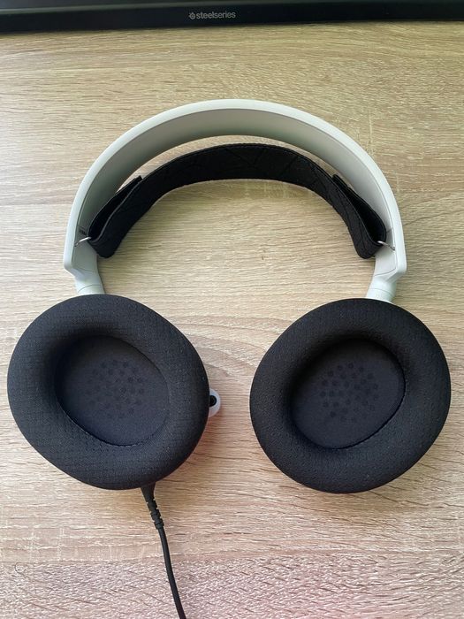 Слушалки SteelSeries Arctis 3
