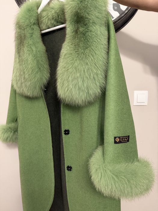 Палто с косъм от лисица
