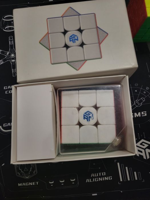 Кубик рубика, Gan 11m,5×5,pyraminx