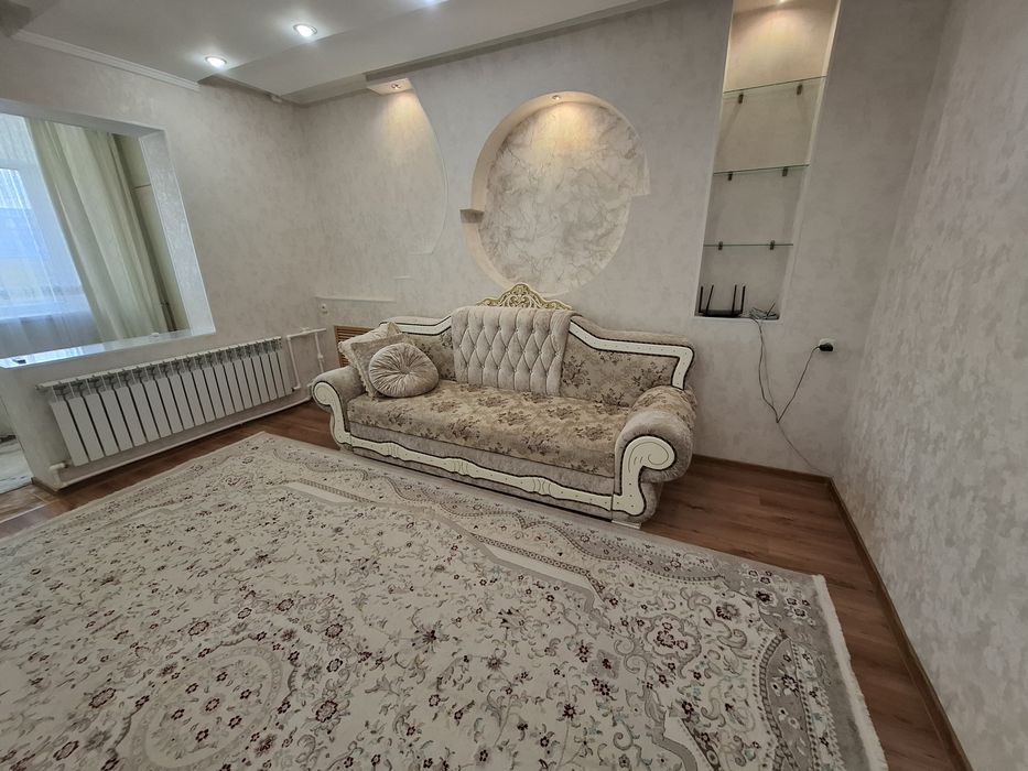 Диван    для зала