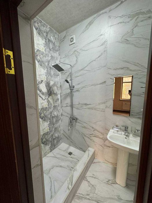 Namunali uy 6-sotok 4-xonali kottedj sotiladi