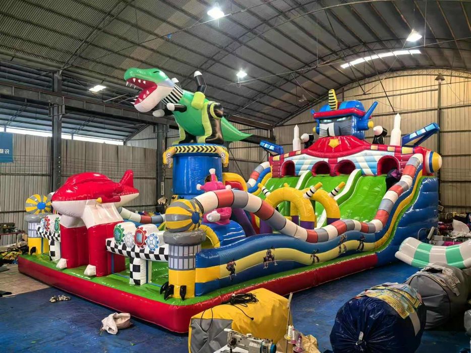 Надувной батут продам новый