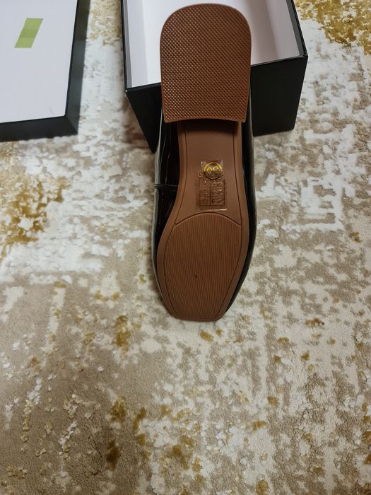 Pantofi de damă din piele