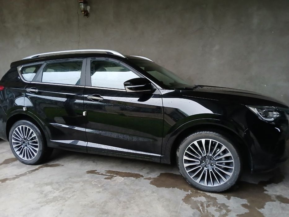 Jetour x70 restyling sotiladi srochno