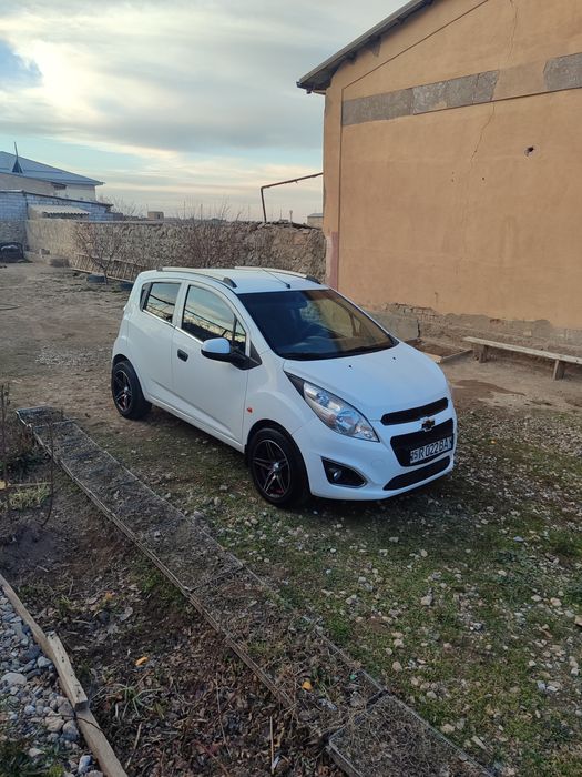 Chevralet spark mexanika yili 2011 yurgani 26000 narxi 4800