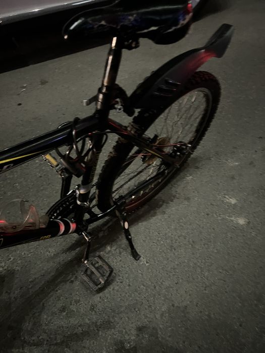 Скоростной , спортивный велосипед