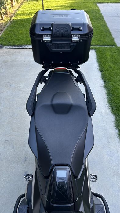 Vând Honda X-ADV 750 (2024) – 7863 km, Stare ca nouă.  Revizie Aprilie 2026