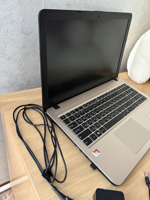 Ноутбук ASUS VivoBook X540B
