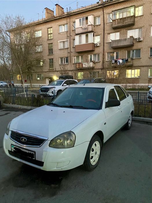 Продам машину приору