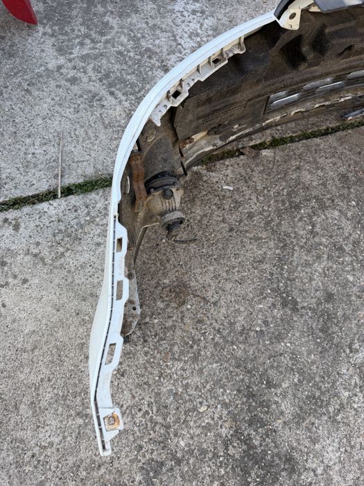 Предна броня и очиларка/маска Kia Ceed