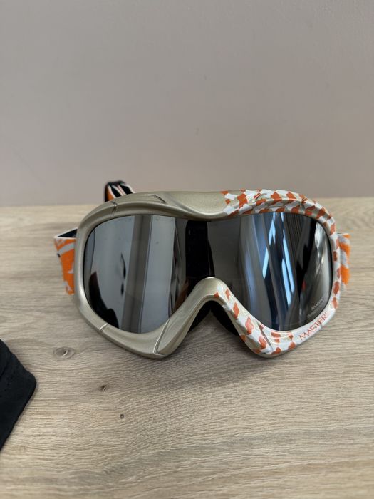 Ски очила употребявани