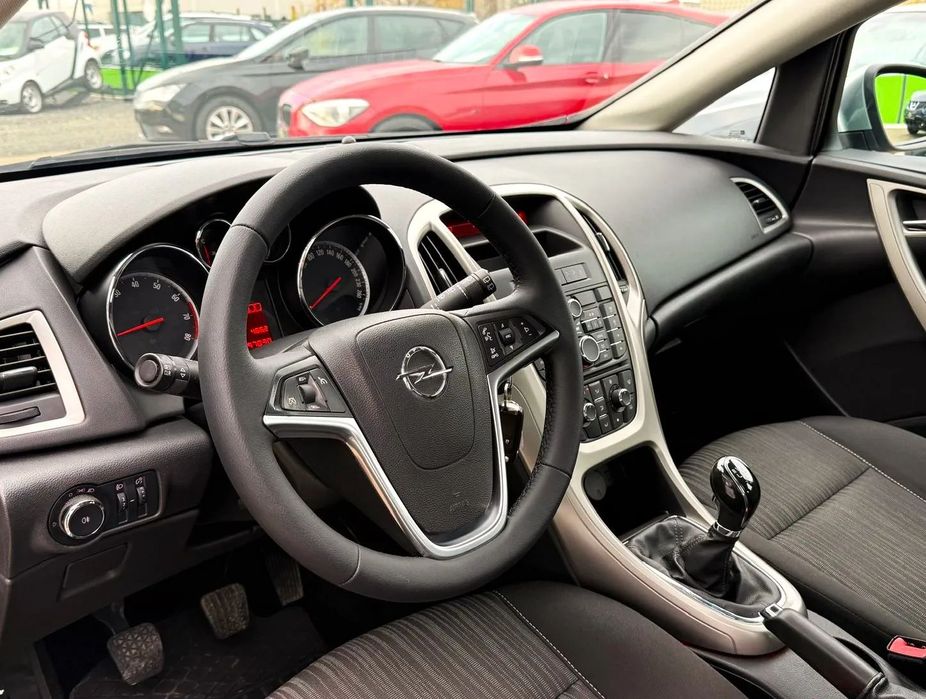 Opel Astra Rate fixe si egale/Garantie/Livrare gratuita la domiciliu