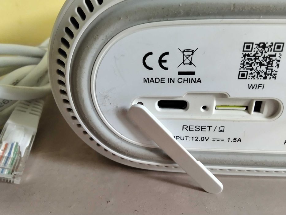 супер як и бърз 5G рутер за мобилен интернет за сим на Иетел