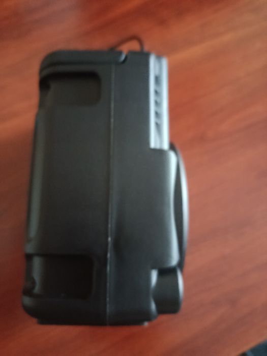 Блутут колонка ,малка компактна