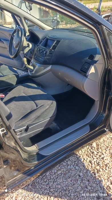 Мицубиши Грандис 2.4I -16V 2006г. Бензин / НА ЧАСТИ