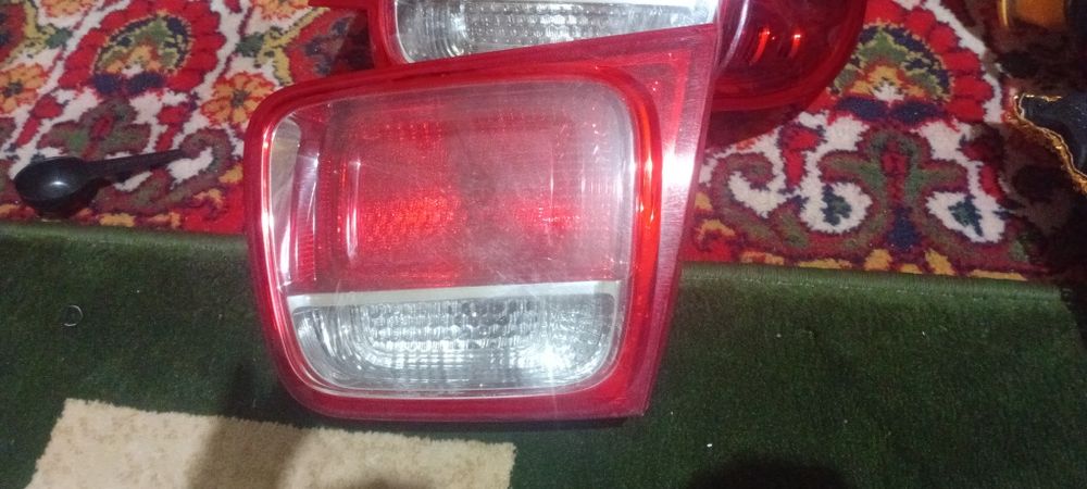 Малибу 1 запчасть задний стоп фары комплект оригинал