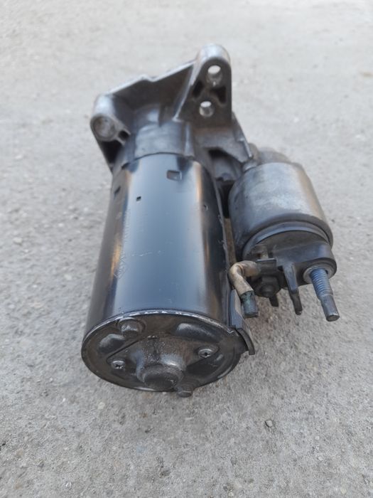 Electromotor Demaror Bosch Renault Megane 3 Scenic 3 Nissan 1.9 Dci