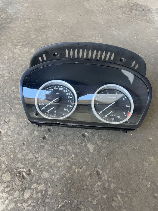 Щиток приборов панель приборов бмв Х6 Е71