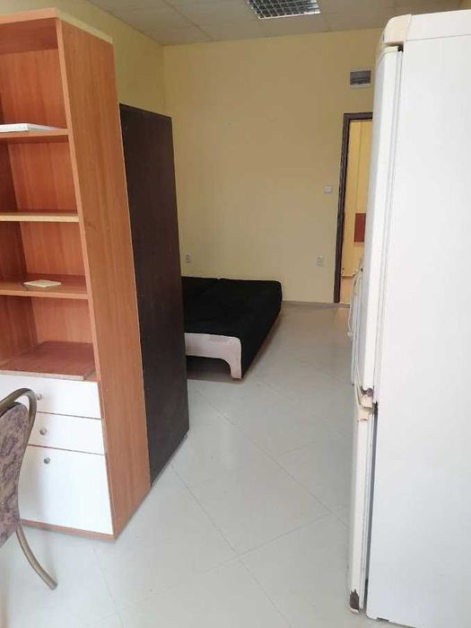 Дава се под наем Едностаен апартамент в Варна, м-т Прибой - 26 кв.м за 209.1 € - Снимка #1