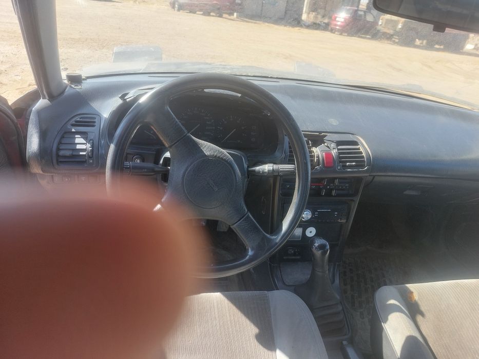 Продам Мазда 323