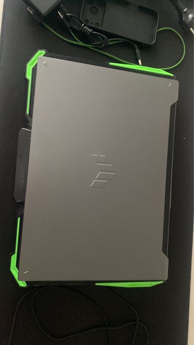 игровой ноутбук срочно торг есть