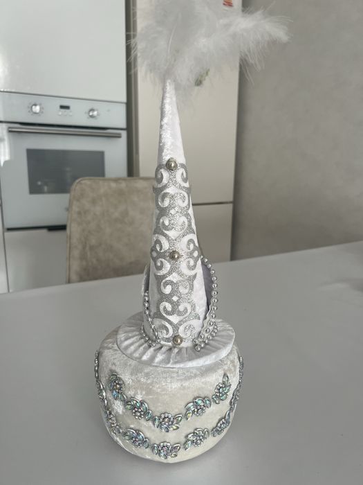 Продам красивую на сырна салу национальную саукеле шкатулку