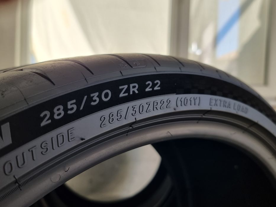 "Dot 25" 285/30/22 Michelin 4Броя: 650€ 6.3мм