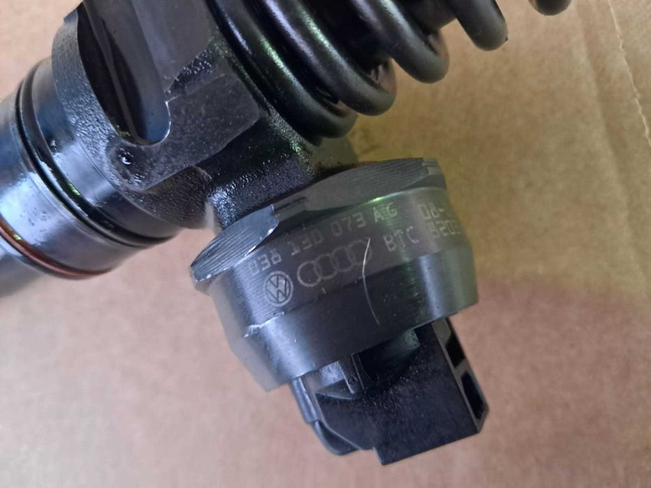 Skoda Fabia 2, Vw Polo, set injectoare motor 1,4 diesel cod BNM